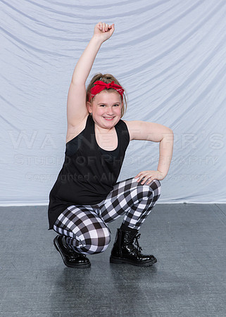 11046